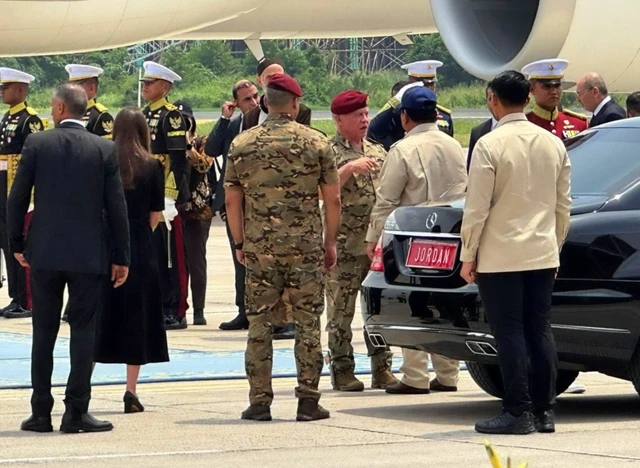 Hubungan Indonesia–Yordania: Prabowo Lepas Keberangkatan Raja Abdullah II