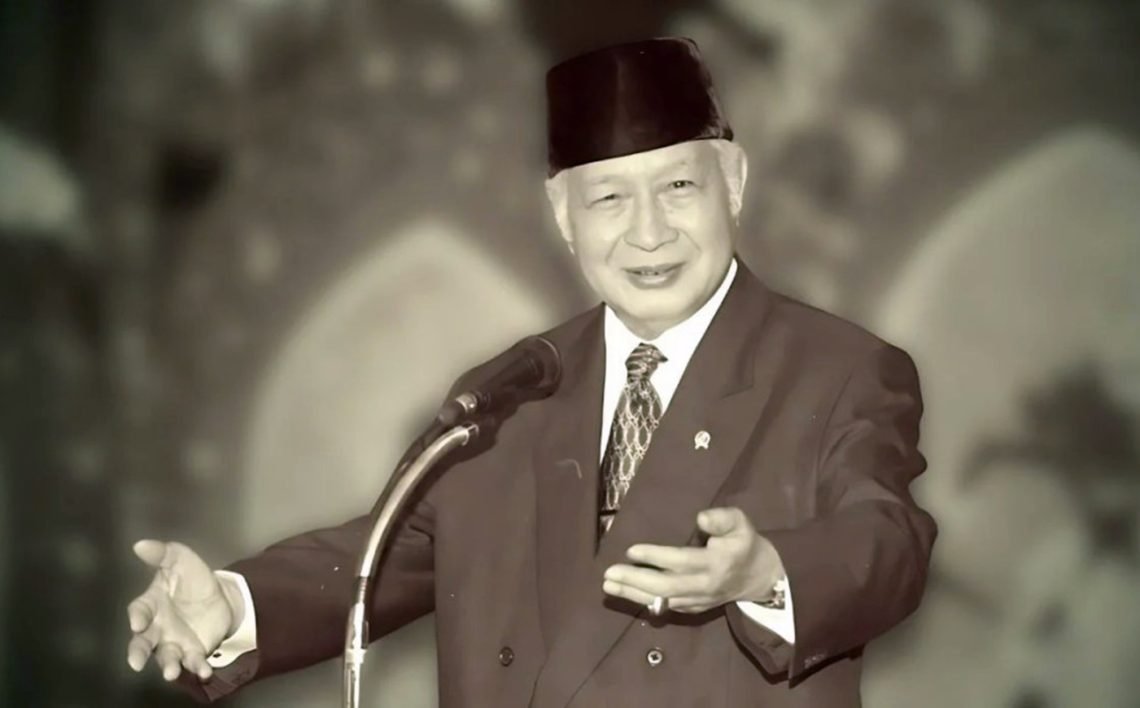 Soeharto Dapat Gelar Pahlawan Nasional, Warga Syukuran