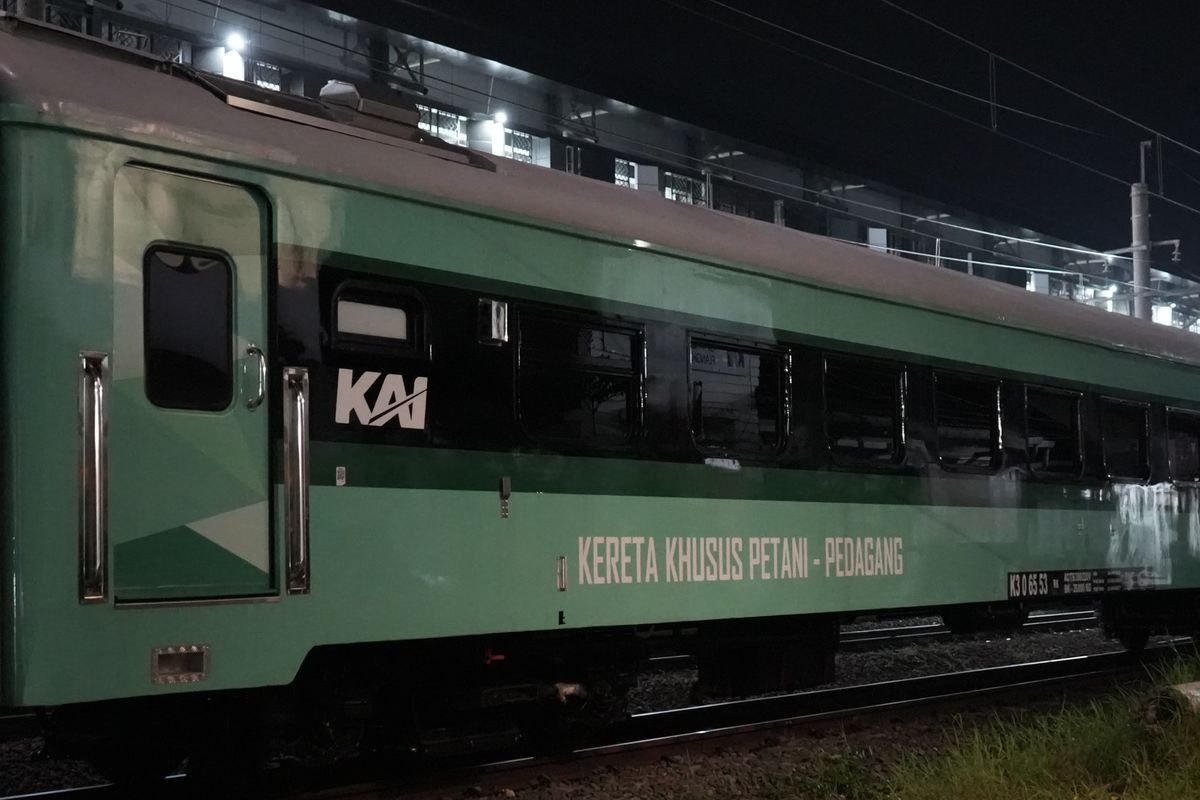 Pemerintah Subsidi Kereta Khusus Petani dan Pedagang, Barang Dagangan Gratis Dibawa