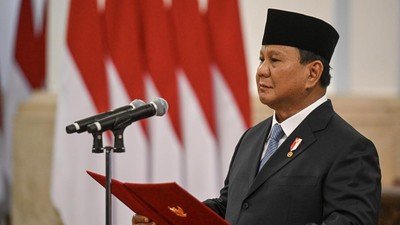 Prabowo Umumkan 10 Pahlawan Nasional Baru, Termasuk Soeharto dan Gus Dur