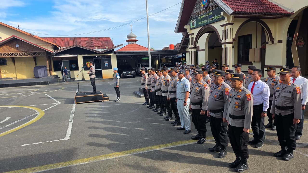 Jasa Raharja Bukittinggi dan Polresta Bukittinggi Deklarasikan Pengemudi Ojol sebagai Pelopor Keselamatan Berlalu Lintas