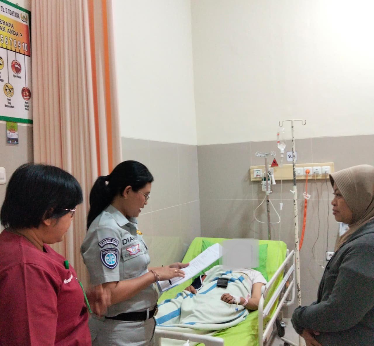 Jasa Raharja Bali Lakukan Kunjungan dan Sampaikan Jaminan Biaya Rawatan Korban Laka Lantas di RSAD Udayana