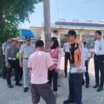 Jasa Raharja Bengkulu Bersama Mitra Berikan Imbauan kepada Sopir Angkutan Barang di SPBU Air Sebakul