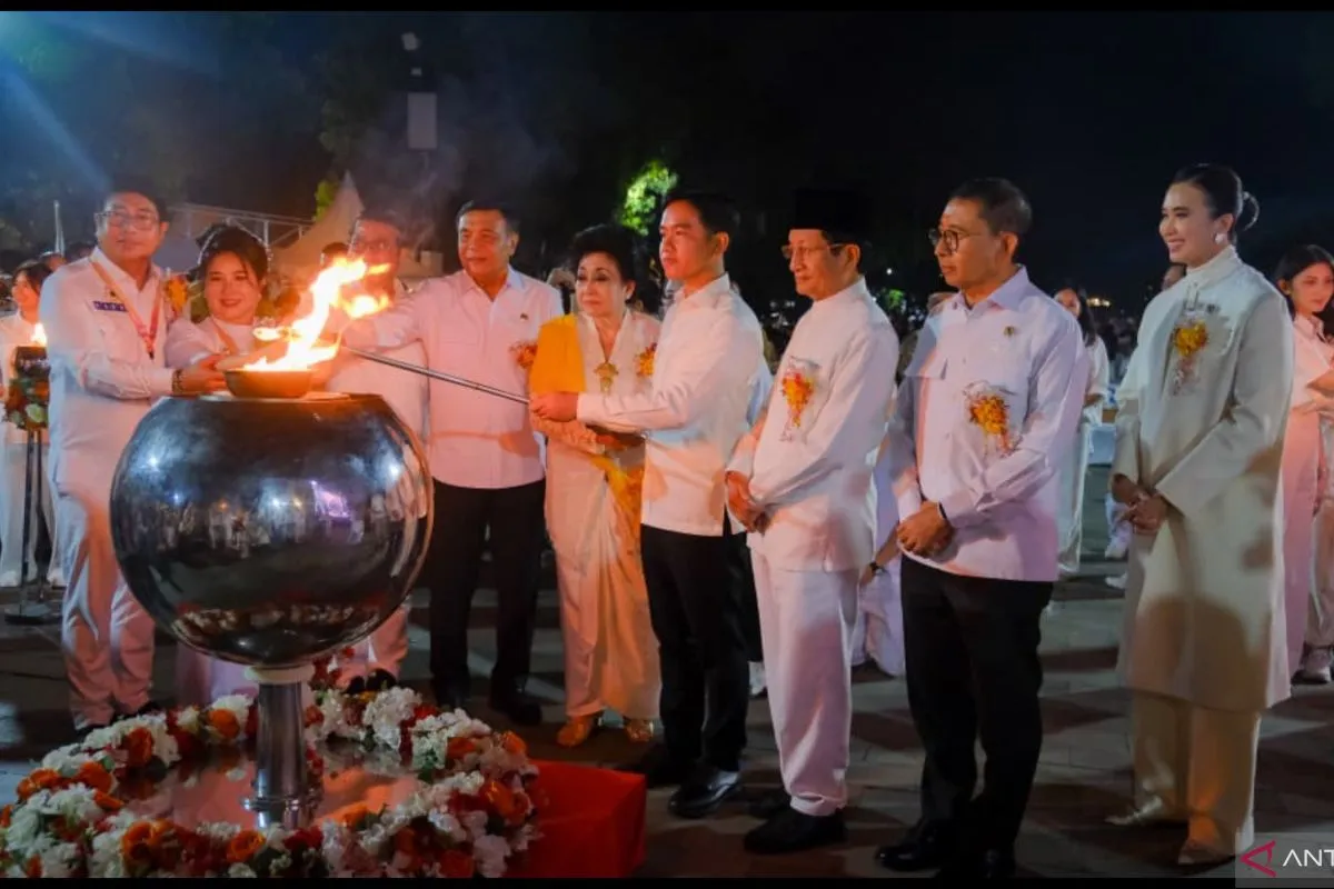 Menteri Pariwisata Serukan Penguatan Nilai Kebajikan pada Perayaan Waisak