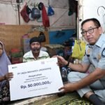 Jasa Raharja Terus Bergerak, Tiga Ahli Waris Korban KM Virgo Terima Santunan di Jawa Timur