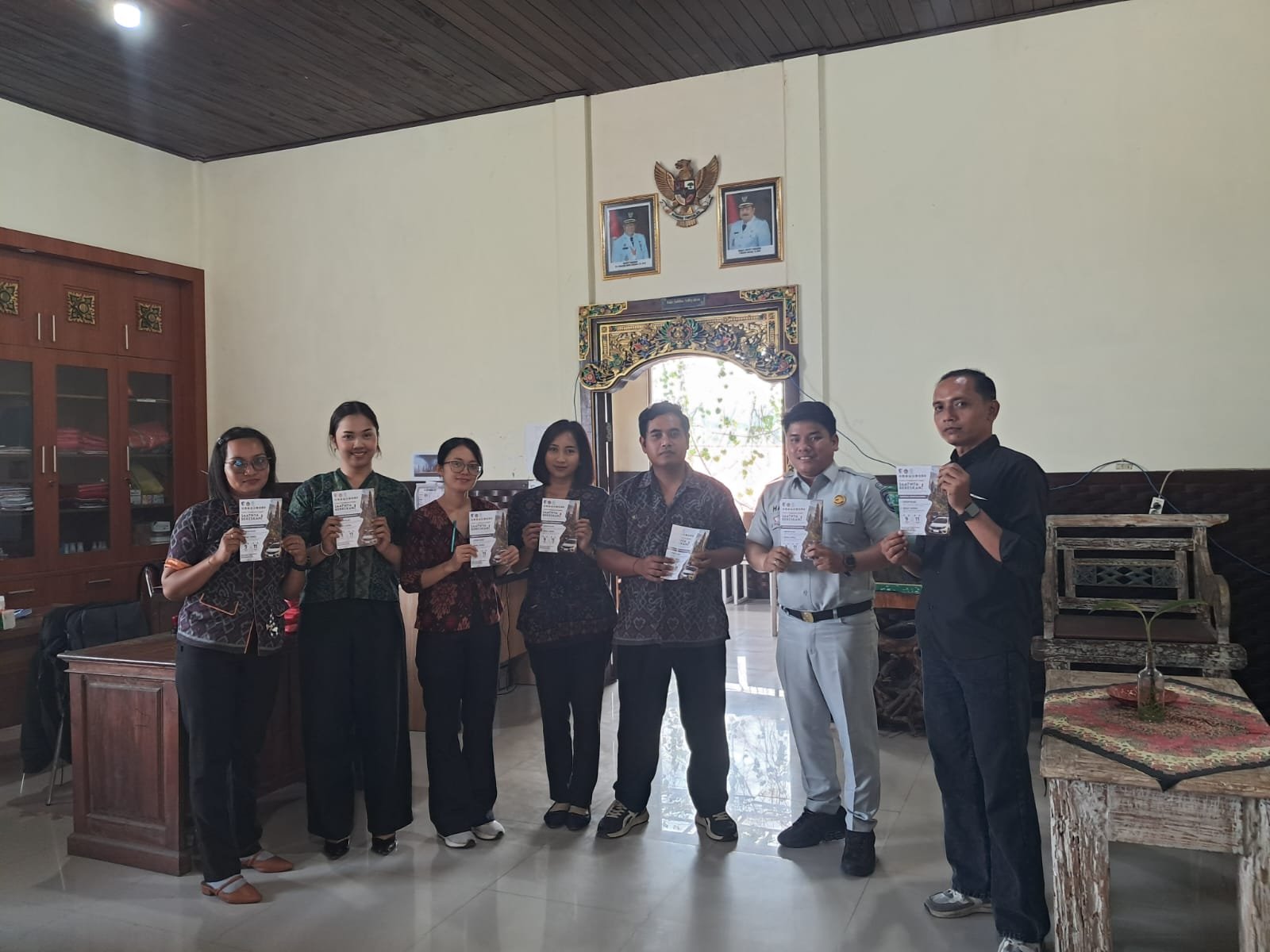 Jasa Raharja Sosialisasikan Relaksasi PKB di Dua Kantor Desa di Tabanan